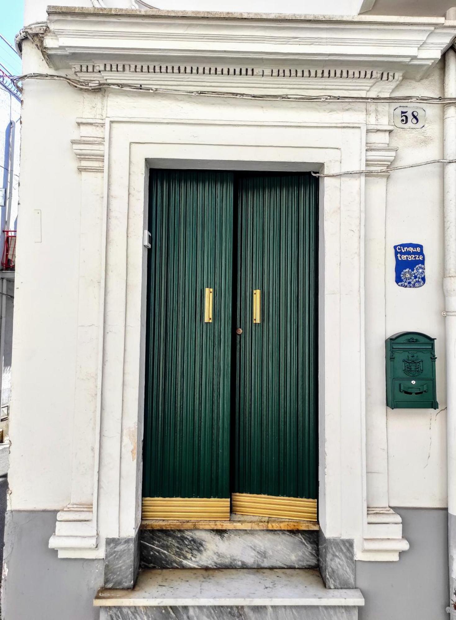 Cinque Terrazze: Freshly Renovated 2-Bedroom House Ceglie Messapica Ngoại thất bức ảnh